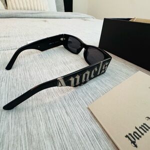 XSOLDX Black & Silver Palm Angels Logo Sunglasses – Brand New w/ Box & Case